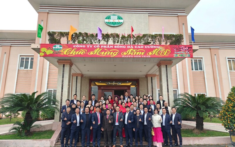 SCL KHAI XUÂN RỰC RỠ – CHÀO ĐÓN NĂM MỚI ẤT TỴ 2025!